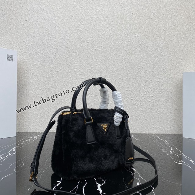 Prada專櫃新款山羊毛迷你殺手包 1BA906 普拉達Galleria迷你手袋手提女包 csp1523